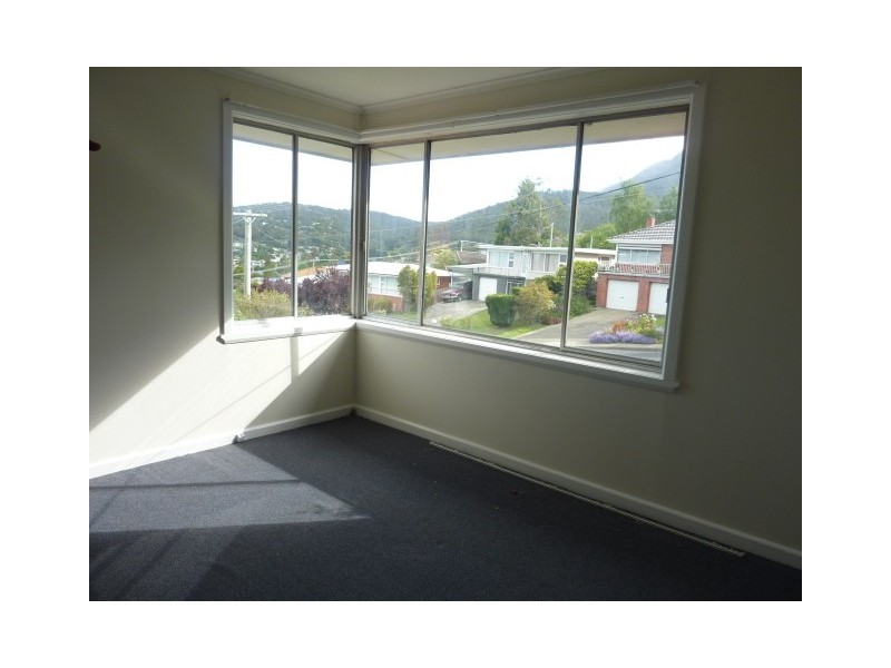 29 Girrabong Road, Lenah Valley TAS 7008