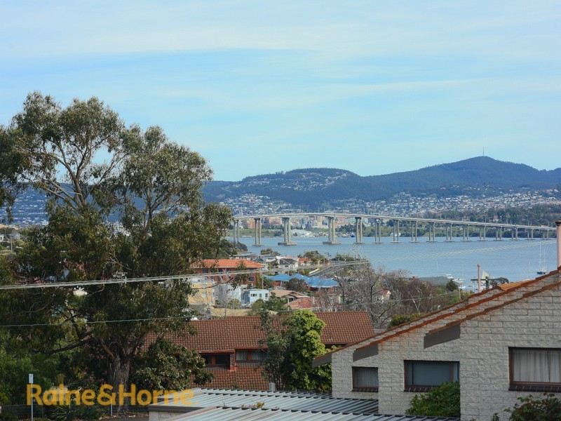 6/148 East Derwent Highway, Lindisfarne TAS 7015