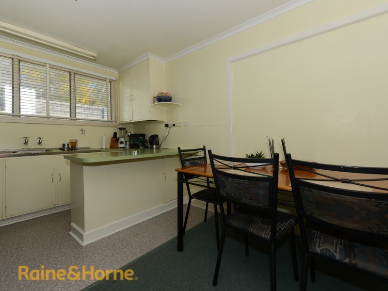 26 Broad Street, Lindisfarne TAS 7015
