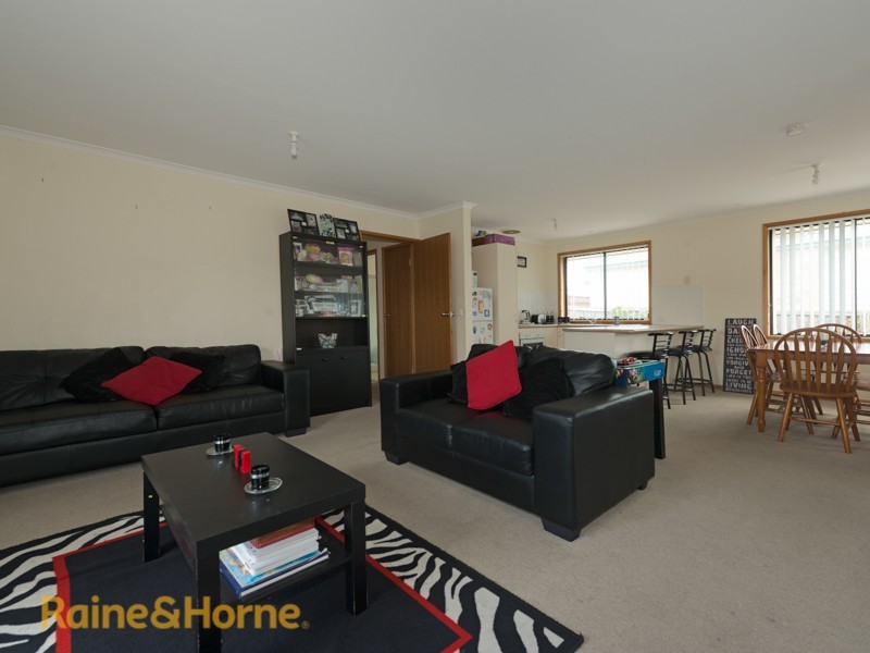 1/45 Cumberland Street, Warrane TAS 7018