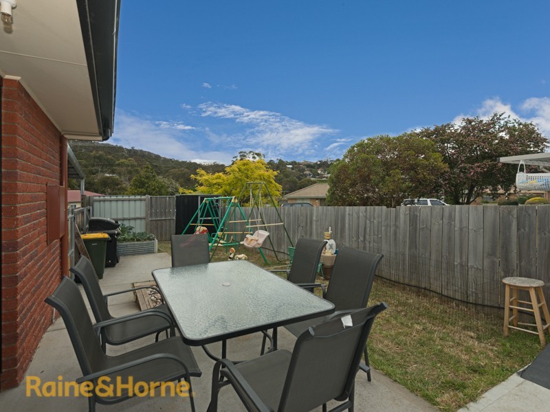 1/45 Cumberland Street, Warrane TAS 7018