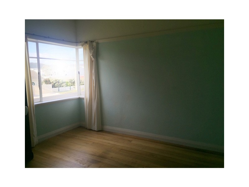 82 Gepp Parade, Derwent Park TAS 7009