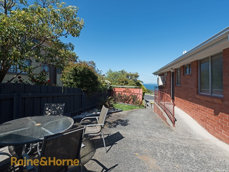 1/3 Kurrewa Court, Bellerive TAS 7018