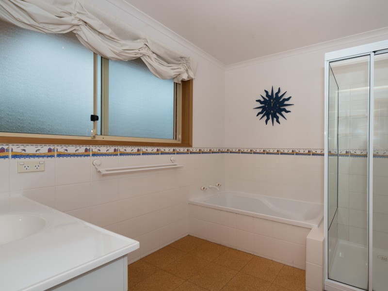 26 Montgomery Avenue, Seven Mile Beach TAS 7170