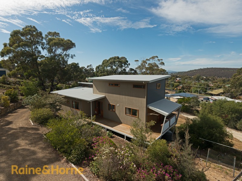 4 Olinka Court, Carlton TAS 7173
