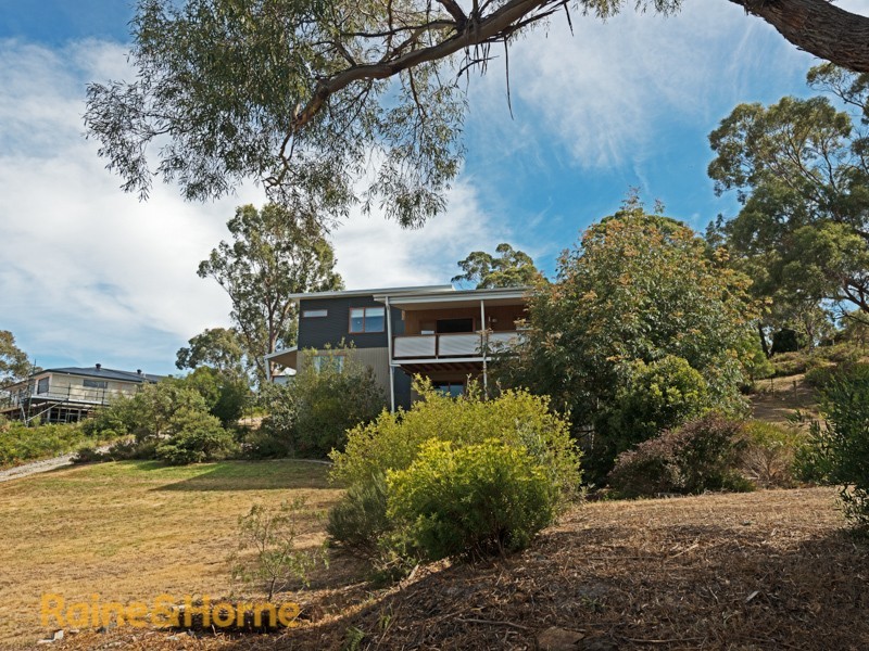 4 Olinka Court, Carlton TAS 7173