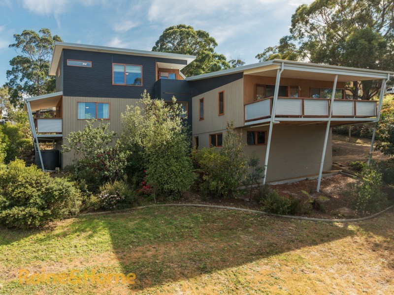 4 Olinka Court, Carlton TAS 7173