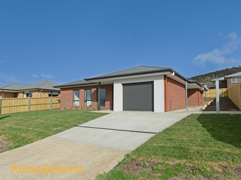 16 Blossom Crescent, Cambridge TAS 7170