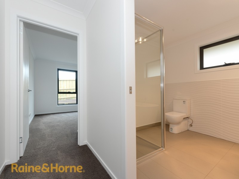 16 Blossom Crescent, Cambridge TAS 7170