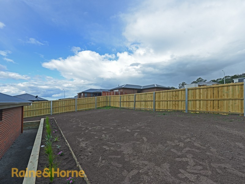 16 Blossom Crescent, Cambridge TAS 7170