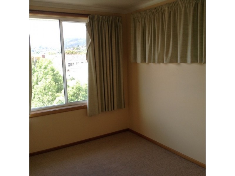 3/38 Topham Rd, Rose Bay TAS 7015