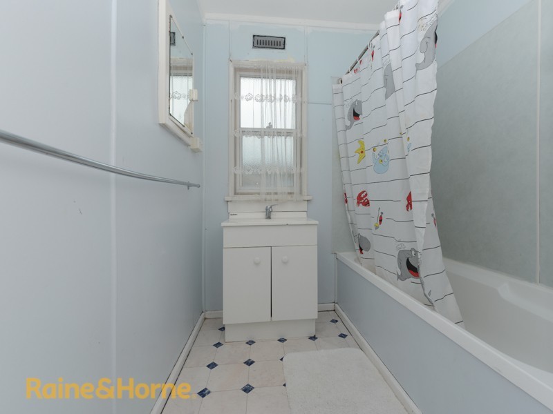 1/36 Schouten Street, Warrane TAS 7018