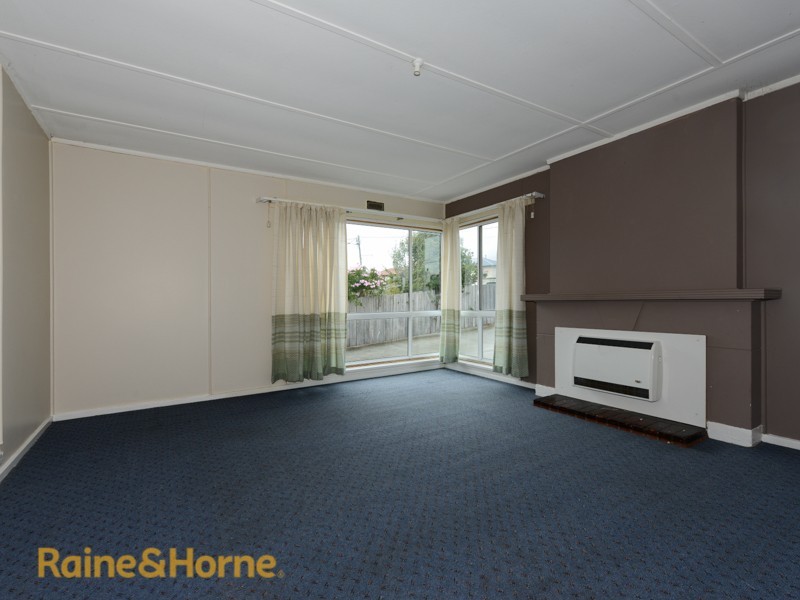 1/36 Schouten Street, Warrane TAS 7018