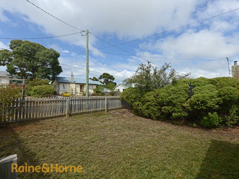 1/36 Schouten Street, Warrane TAS 7018