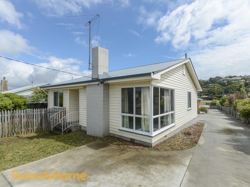 1/36 Schouten Street, Warrane TAS 7018