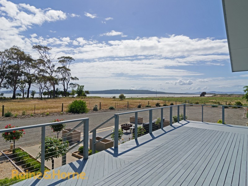 2944 South Arm Road, South Arm TAS 7022