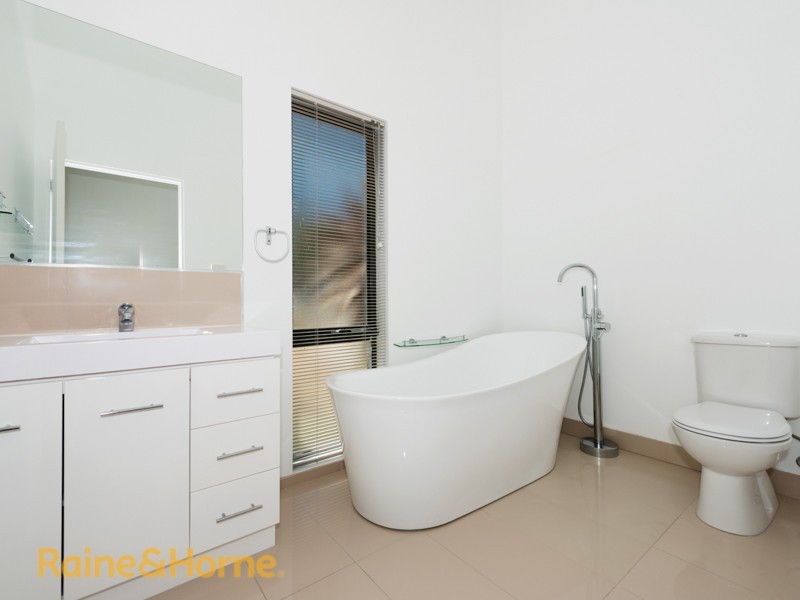 1/30 Cologne Drive, Oakdowns TAS 7019