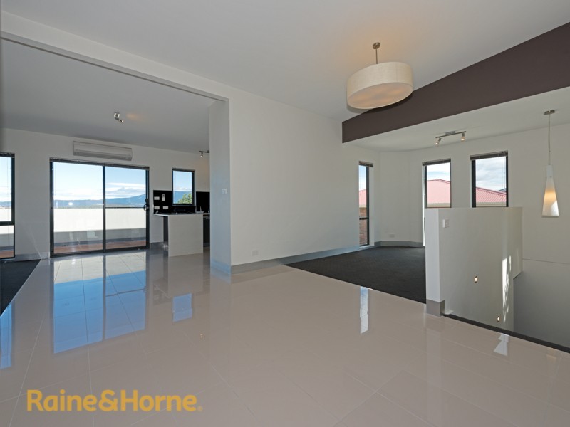 1/30 Cologne Drive, Oakdowns TAS 7019