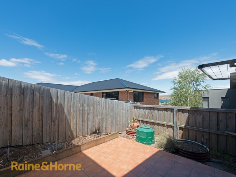 1/30 Cologne Drive, Oakdowns TAS 7019
