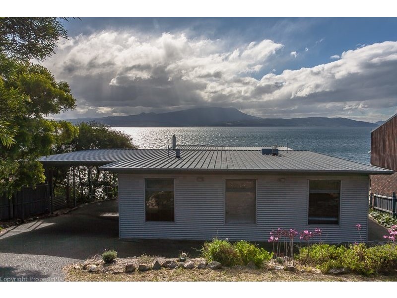 105 Blessington Street, South Arm TAS 7022