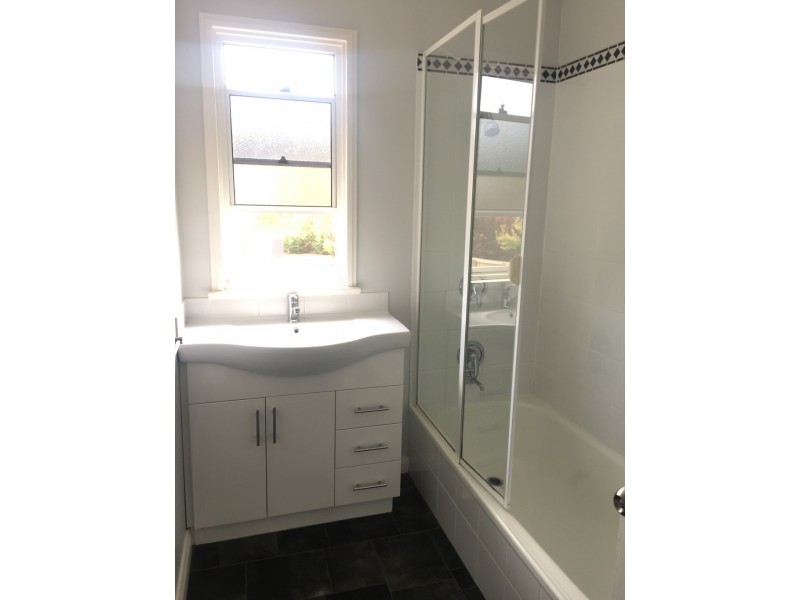 32 Schouten Street, Warrane TAS 7018