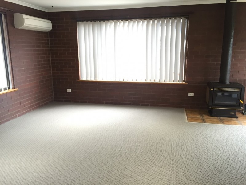 36 St Helens Street, Lindisfarne TAS 7015
