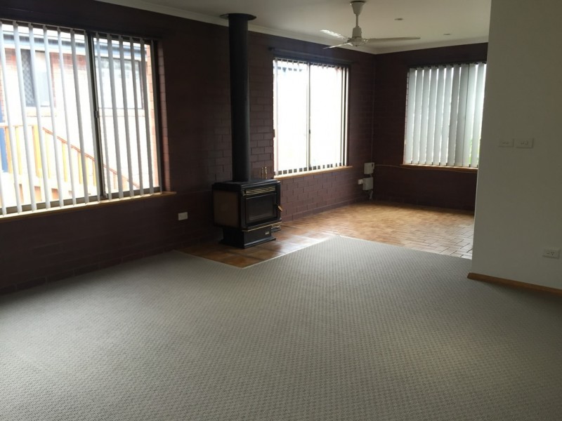 36 St Helens Street, Lindisfarne TAS 7015