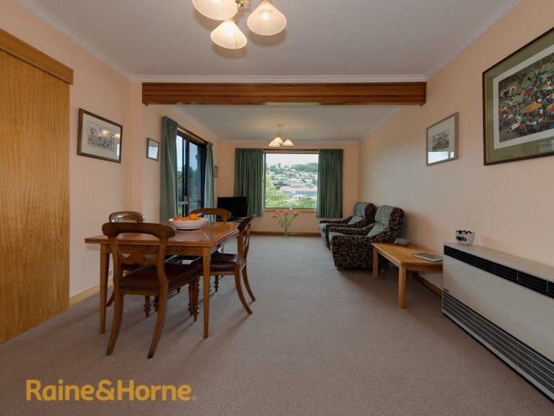 39 Wellington Road, Lindisfarne TAS 7015