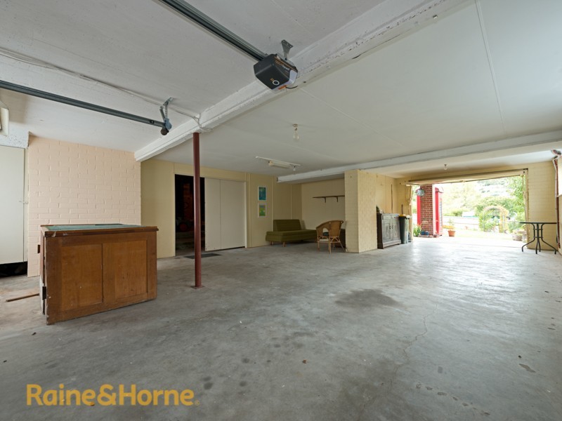 39 Wellington Road, Lindisfarne TAS 7015