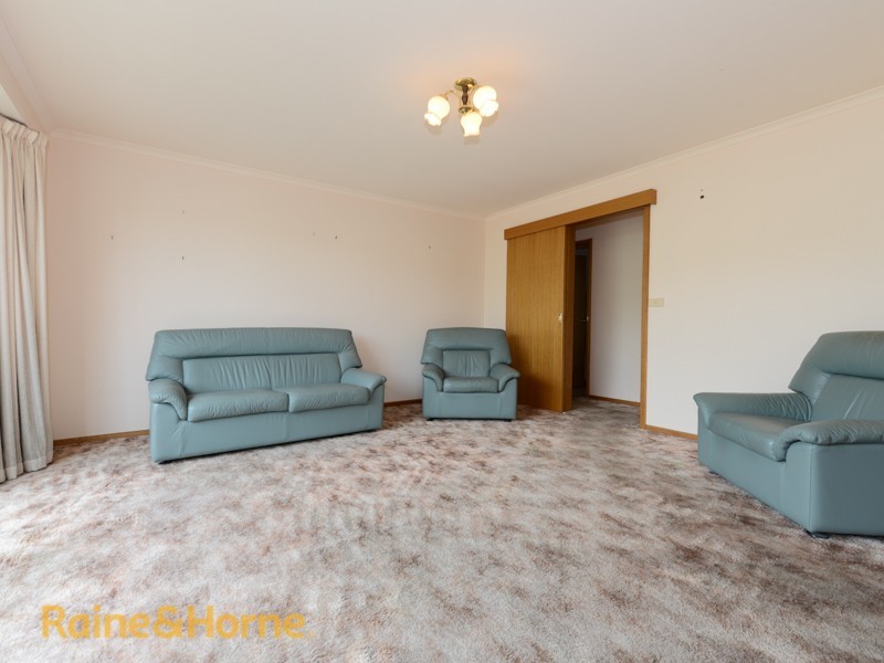 6/6 Nelumie Street, Lindisfarne TAS 7015