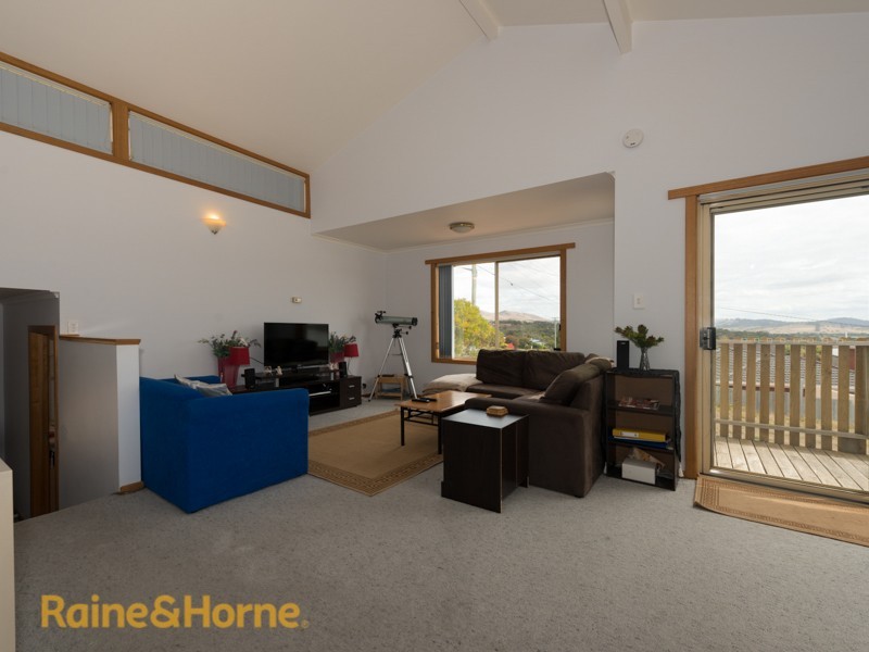 2/21 Esplanade, Midway Point TAS 7171