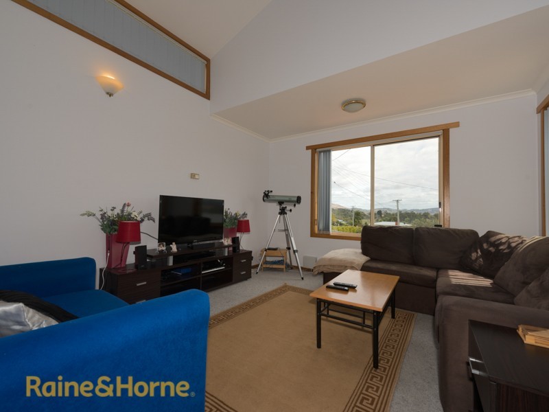 2/21 Esplanade, Midway Point TAS 7171