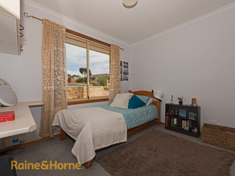 2/21 Esplanade, Midway Point TAS 7171