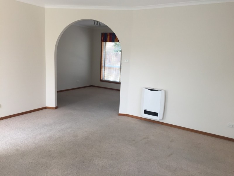1/2 Lucia Court, Glenorchy TAS 7010