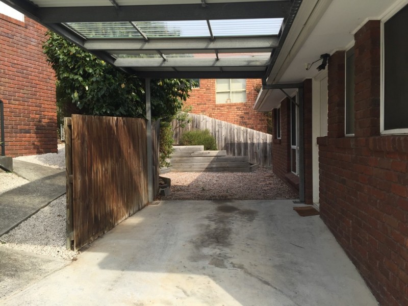 1/2 Lucia Court, Glenorchy TAS 7010