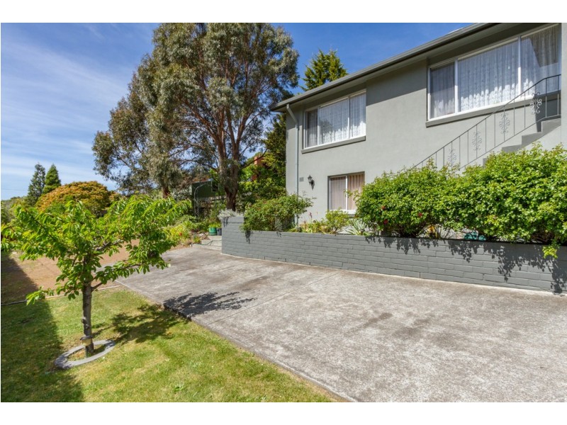 9 Glenlusk Road, Berriedale TAS 7011