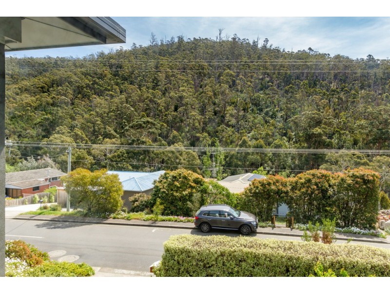 9 Glenlusk Road, Berriedale TAS 7011