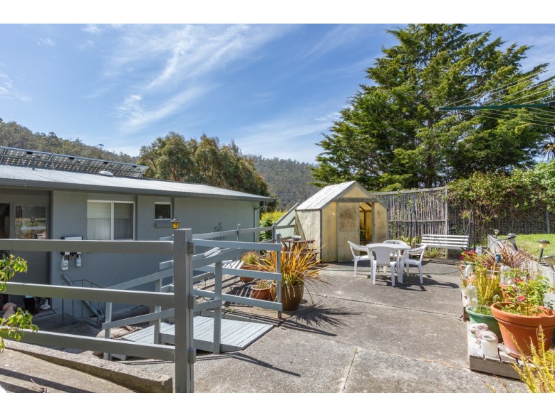 9 Glenlusk Road, Berriedale TAS 7011