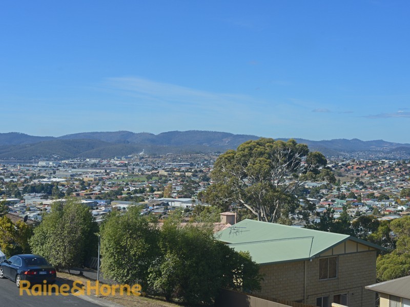 1/10 Badden Court, Glenorchy TAS 7010