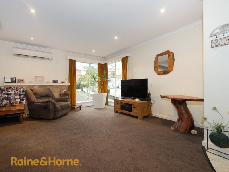 34 Cottesloe Street, Lindisfarne TAS 7015