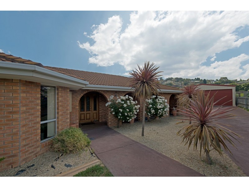 8 Ravensbourne Place, Old Beach TAS 7017