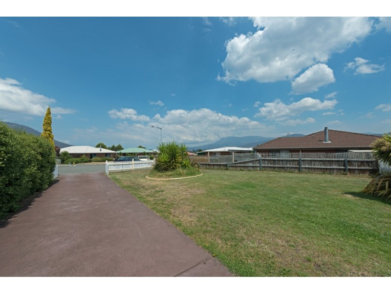 8 Ravensbourne Place, Old Beach TAS 7017