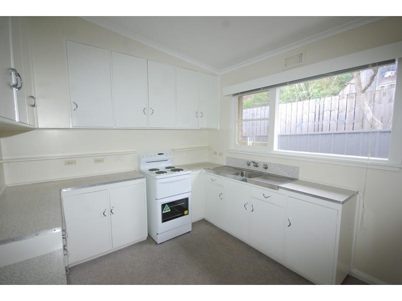 4/29 Begonia St, Lindisfarne TAS 7015