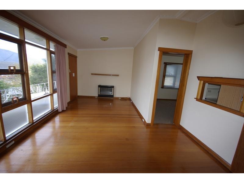 4/29 Begonia St, Lindisfarne TAS 7015