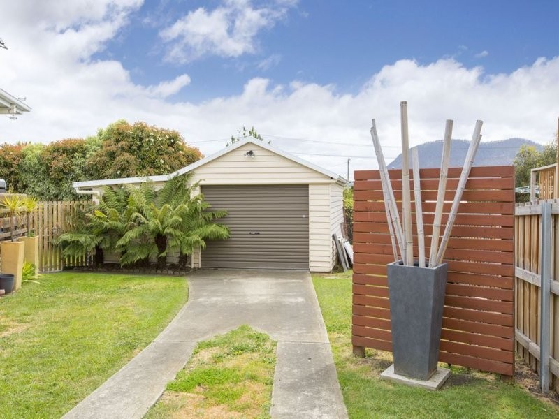 10 St Aubyn Square, West Moonah TAS 7009