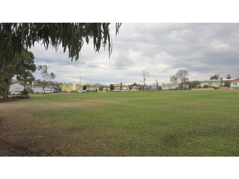 10 St Aubyn Square, West Moonah TAS 7009