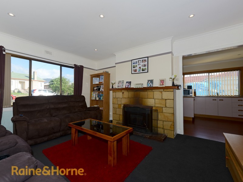 49 Edinburgh Crescent, Goodwood TAS 7010