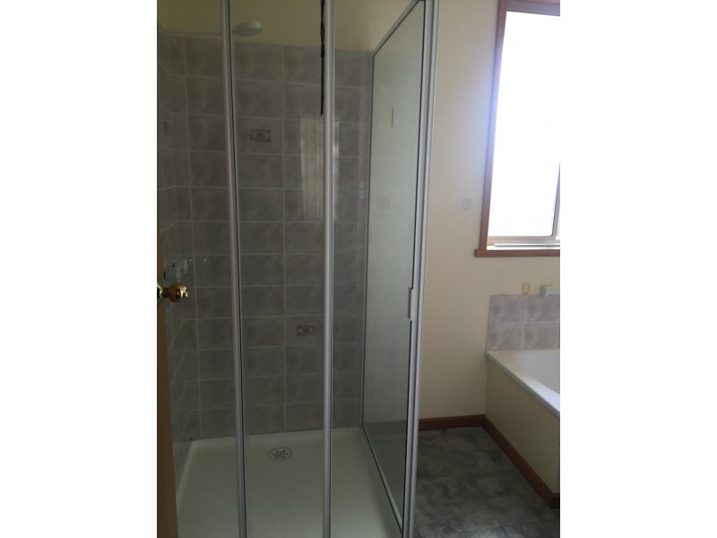 5/3 Horsham Road, Oakdowns TAS 7019