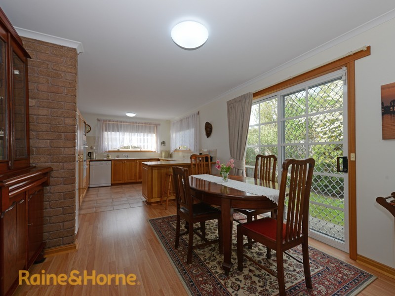 12 Sunways Avenue, Seven Mile Beach TAS 7170