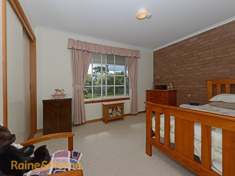 12 Sunways Avenue, Seven Mile Beach TAS 7170